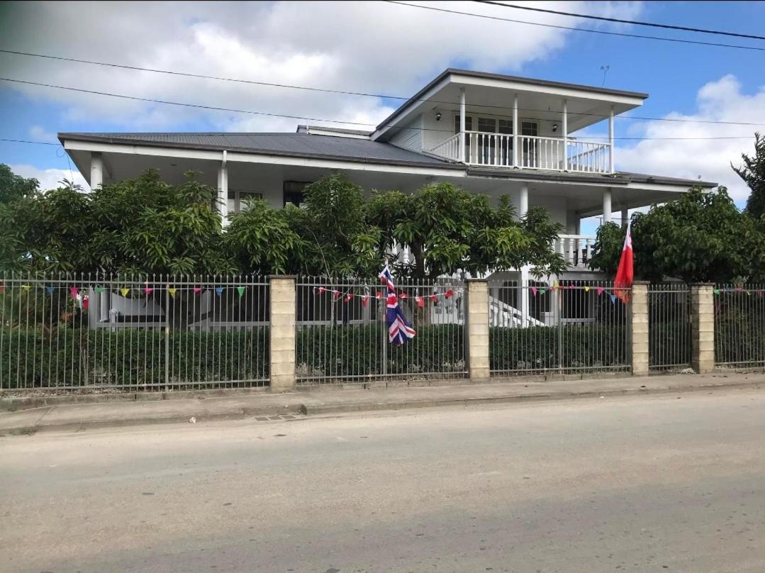 The Lighthouse Studio Appartments Nukualofa Exterior foto